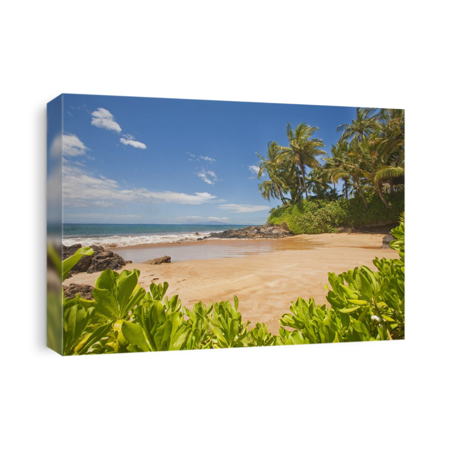 Small, sandy Chang's Beach near Po'olenalena Beach with oceanfront views; Makena, Wailea, Maui, Hawaii, United States of America