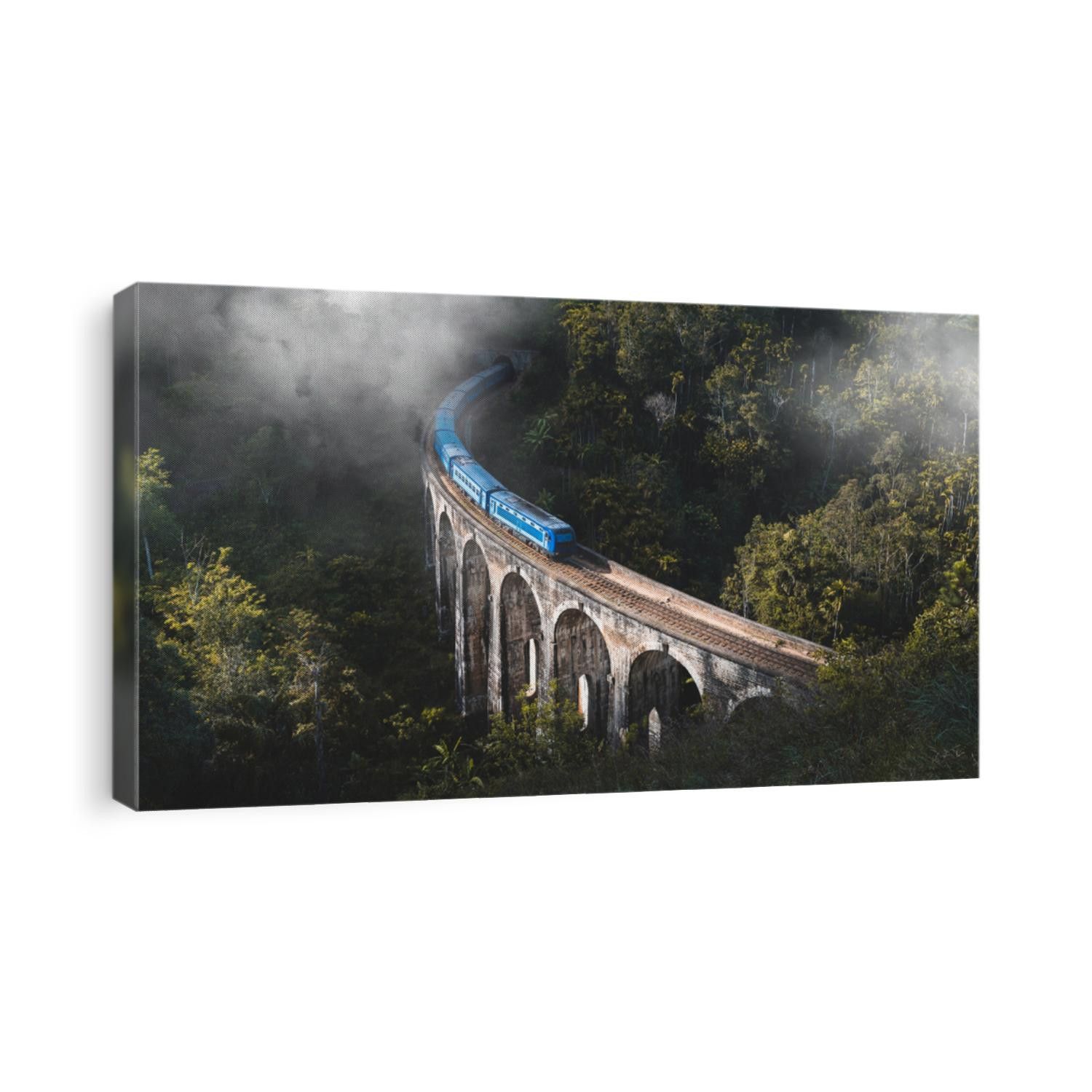 Famous Nine arch bridge in Ella, Demodara, Sri Lanka