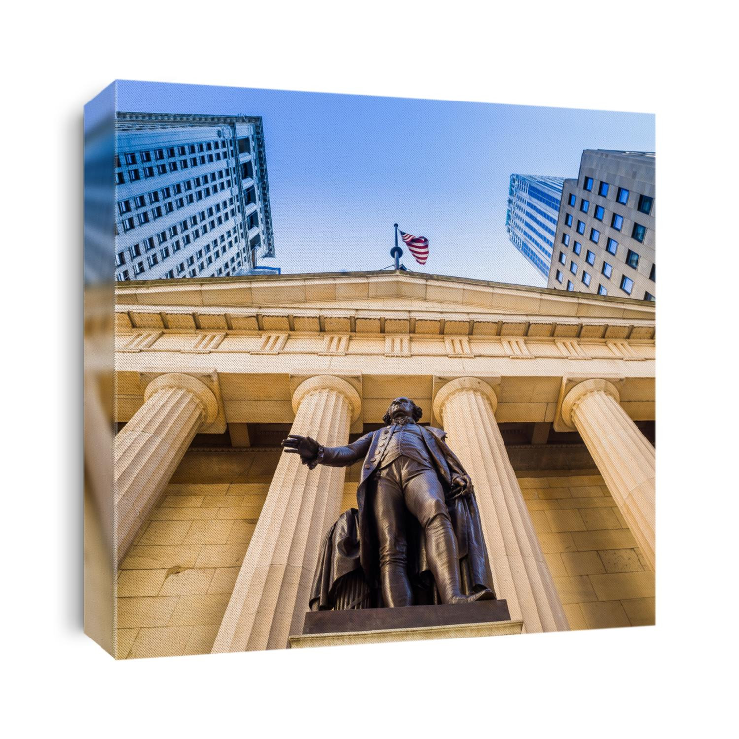 Facade of the Federal Hall with Washington Statue on the front, wall street, Manhattan, New York City