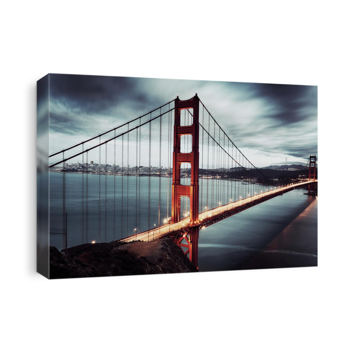 Golden Gate Bridge in San Francisco, California, USA
